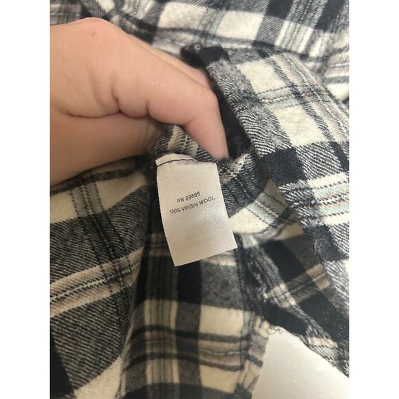 Pendleton Womens Shirt Wool Black White Plaid Button-Down Petite Large - Picture 3 of 5